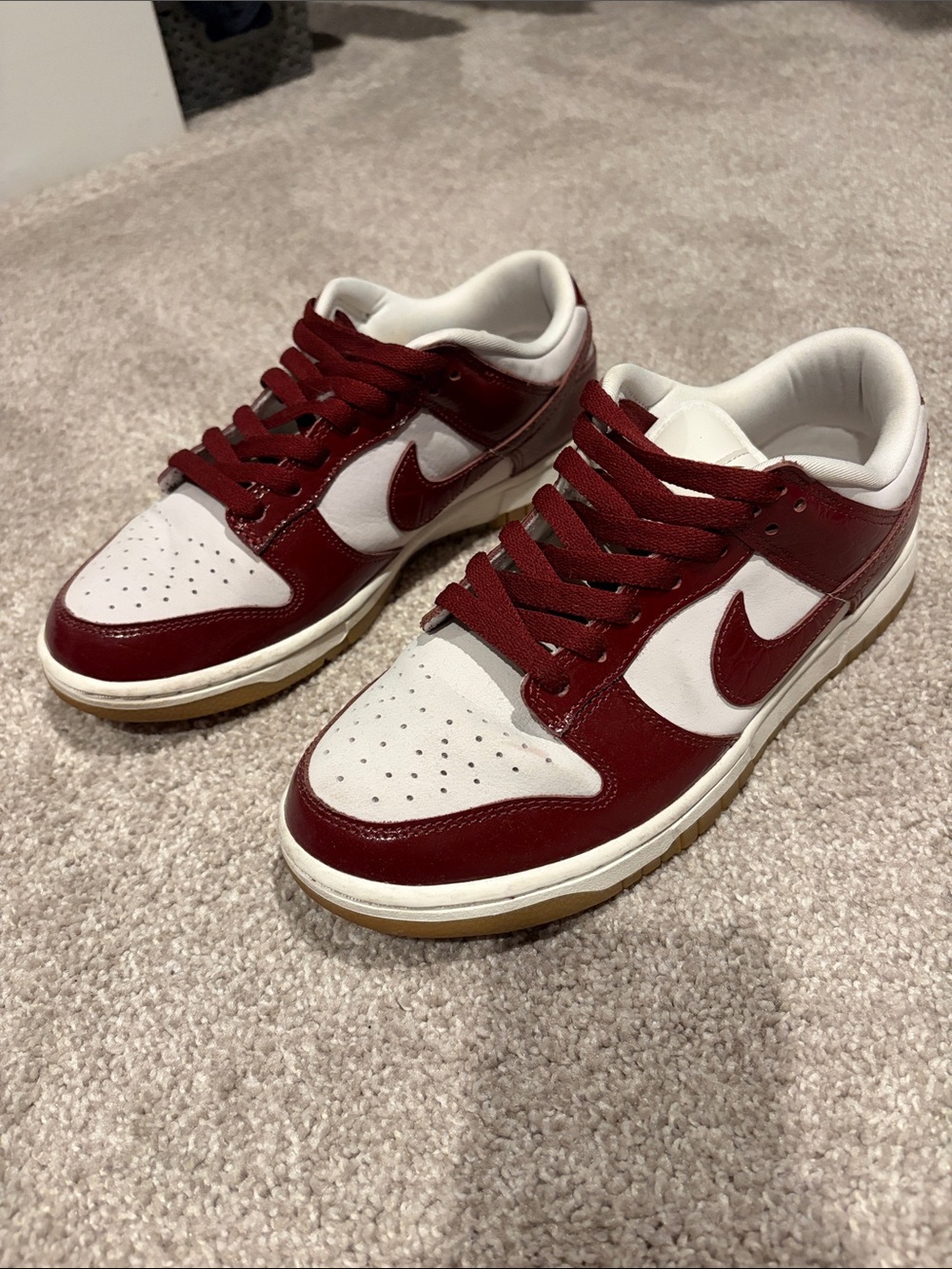 Nike Dunk Low WMNS ”Team Red Croc”
